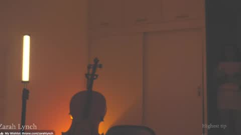 Miss Lynch   Next show  2911 online show from April 28, 2026, 4:06 am