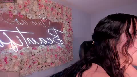 Zara  online show from April 7, 2026, 4:24 am