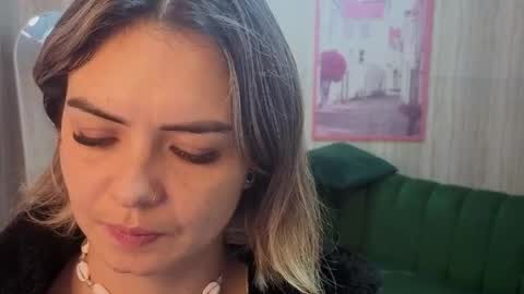 Isabella online show from May 31, 2026, 12:34 pm
