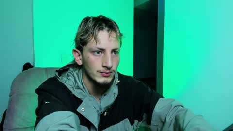 Zarcoo online show from April 14, 2026, 3:12 am