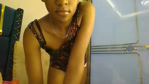 Snapshot of zariah011 chatting on February 27, 2026, 7:36 pm zariah online show from February 27, 2026, 7:36 pm