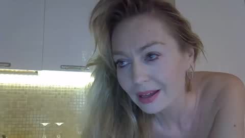 Zarina Swift online show from April 11, 2026, 7:45 am