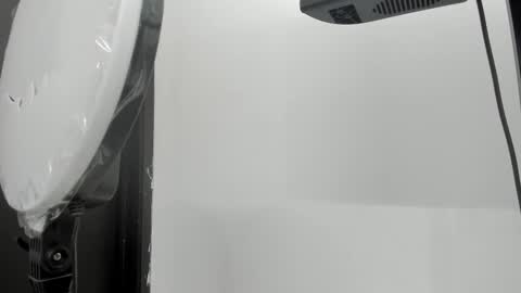 Snapshot of zarinawynne chatting on November 23, 2025, 8:19 pm Zarina Waynne online show from November 23, 2025, 8:19 pm