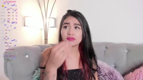  Zayda  online show from January 9, 2025, 11:24 pm