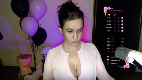 Snapshot of zaykaaa_11 chatting on November 24, 2025, 7:57 pm Lina online show from November 24, 2025, 7:57 pm