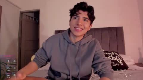 Hii im Zay.                 I save money for education. PVT Open. online show from December 5, 2025, 6:22 am