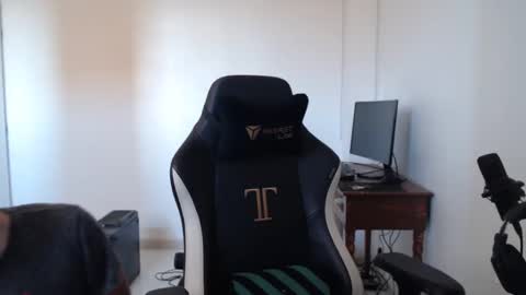 Grizzly Bear online show from December 16, 2024, 8:31 am