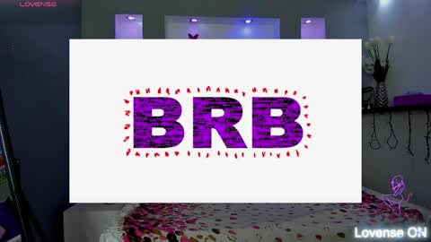 Karolyne online show from May 10, 2026, 3:17 pm