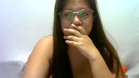 Im Zeanna online show from December 6, 2024, 5:33 pm