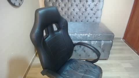 Zedin online show from March 20, 2026, 7:41 pm