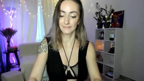 Snapshot of zefir_ka_ chatting on January 15, 2025, 12:04 pm Zefir ka online show from January 15, 2025, 12:04 pm