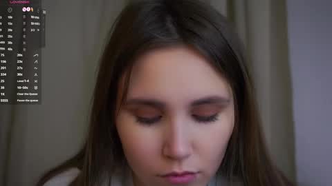 Emilia online show from December 3, 2025, 1:02 am