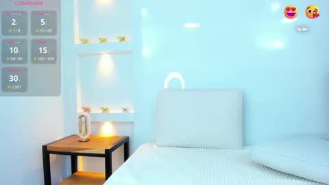 Zenda Evans online show from February 25, 2025, 3:52 am