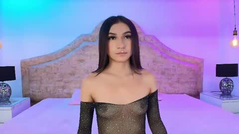 zenyavirelli online show from June 6, 2026, 7:40 pm