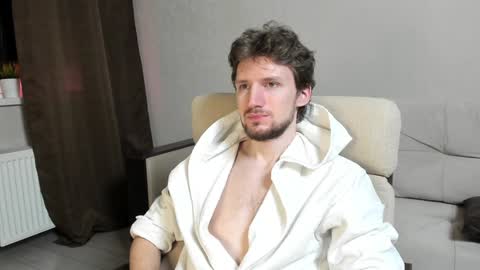 Andrew online show from February 1, 2025, 1:02 am