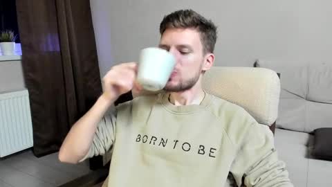 Andrew online show from February 18, 2025, 5:20 am