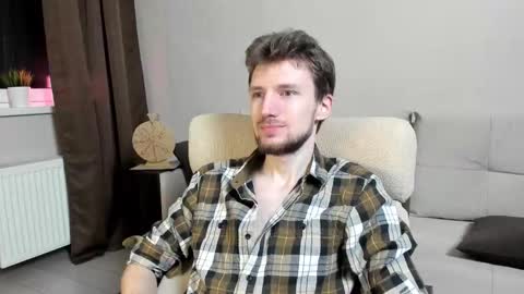 Andrew online show from November 13, 2025, 6:51 pm