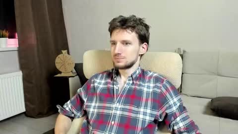 Andrew online show from November 17, 2025, 6:35 pm