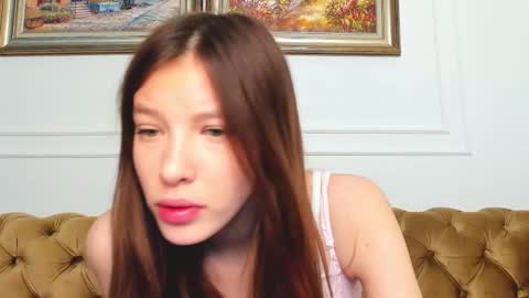 Snapshot of zerelle chatting on February 24, 2026, 8:01 am Ivy online show from February 24, 2026, 8:01 am