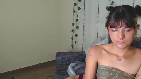 Snapshot of zero__o chatting on February 12, 2025, 11:18 am ZERO online show from February 12, 2025, 11:18 am