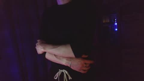 zeroreaction online show from April 7, 2026, 8:09 pm