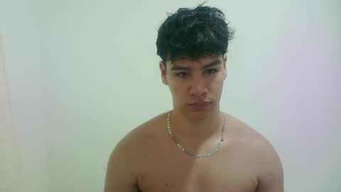 Snapshot of zeus_183 chatting on June 8, 2026, 4:13 am zeus_183 online show from June 8, 2026, 4:13 am