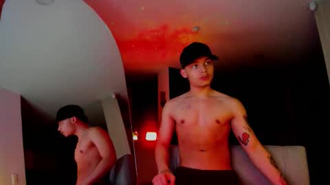 zeus online show from November 18, 2025, 7:02 am