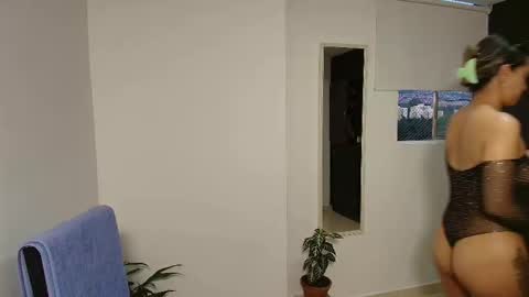 Zhara online show from November 23, 2025, 10:59 am