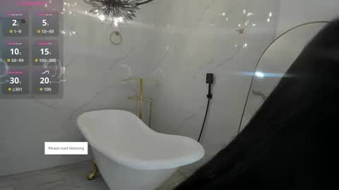 zharia_lux25 online show from February 26, 2026, 11:31 am