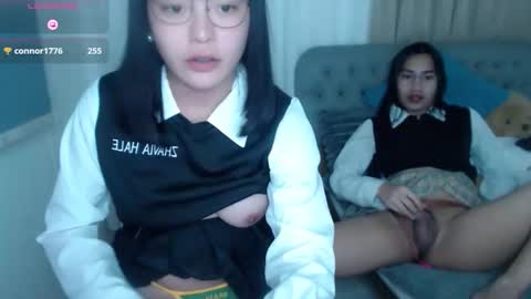 im your lovely zhaviabigcock here online show from April 1, 2026, 1:06 am