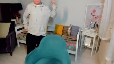 zherealkrugi online show from January 14, 2026, 4:23 pm