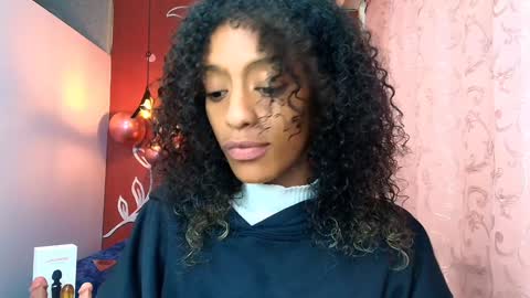 Zia Green online show from January 25, 2025, 12:16 pm