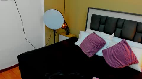 zia online show from September 14, 2025, 11:09 am