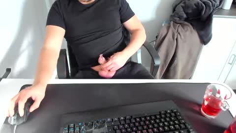 ziemlichflutschig online show from January 22, 2025, 12:27 pm