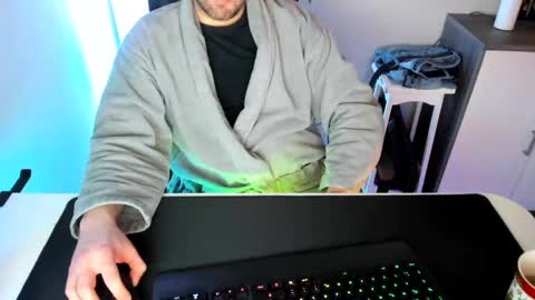 ziemlichflutschig online show from February 8, 2025, 5:50 pm