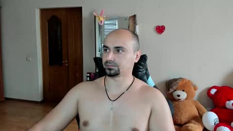 Snapshot of ziesh chatting on October 3, 2025, 8:55 am Ziesh online show from October 3, 2025, 8:55 am