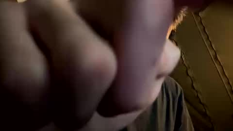 Snapshot of ziggy758084 chatting on March 19, 2026, 1:31 am ziggy758084 online show from March 19, 2026, 1:31 am