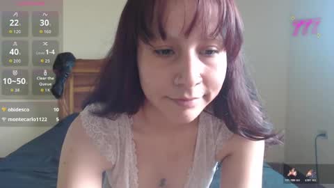 Snapshot of ziggyblunt chatting on May 25, 2026, 5:30 pm ziggyblunt online show from May 25, 2026, 5:30 pm