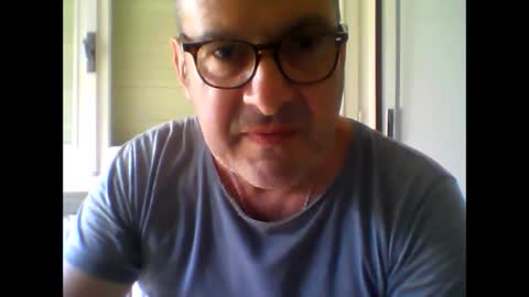 Snapshot of zino9372 chatting on September 16, 2025, 1:01 pm zino9372 online show from September 16, 2025, 1:01 pm