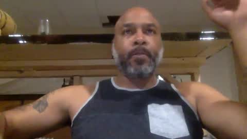 Snapshot of zionlion22 chatting on December 17, 2024, 1:29 am zionlion22 online show from December 17, 2024, 1:29 am