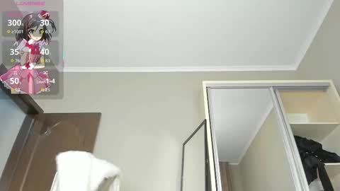 zirael_swan online show from November 27, 2025, 2:24 am