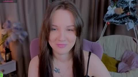 Zlata  Mon Tue Thu Fri Sun Sa GMT 3 0000pm - 0600pm  online show from January 10, 2026, 9:11 am