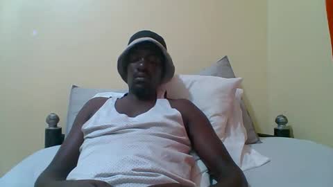 Zlatann2012 online show from September 19, 2025, 8:09 pm