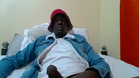 Zlatann2012 online show from October 8, 2025, 9:34 pm