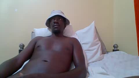 Zlatann2012 online show from November 16, 2025, 9:37 am