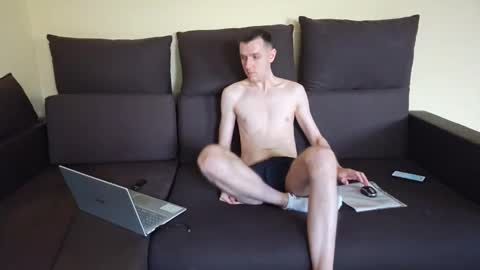 Taylor Wolf online show from October 3, 2025, 1:19 pm