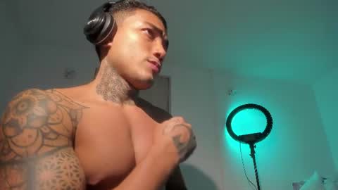 ZOE AND ASTON online show from June 12, 2026, 2:10 am