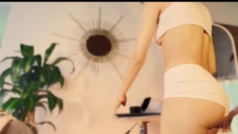 Zoe Baker online show from June 6, 2026, 6:34 pm