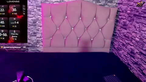 Zoe Bronw online show from February 13, 2026, 2:46 pm