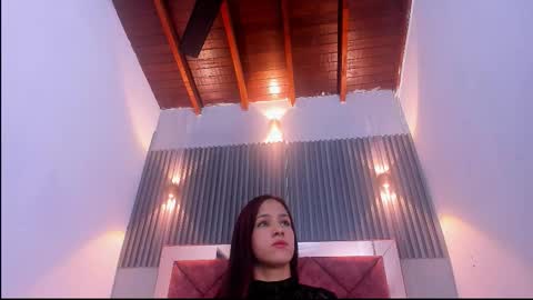 Zoe online show from November 24, 2025, 11:26 pm